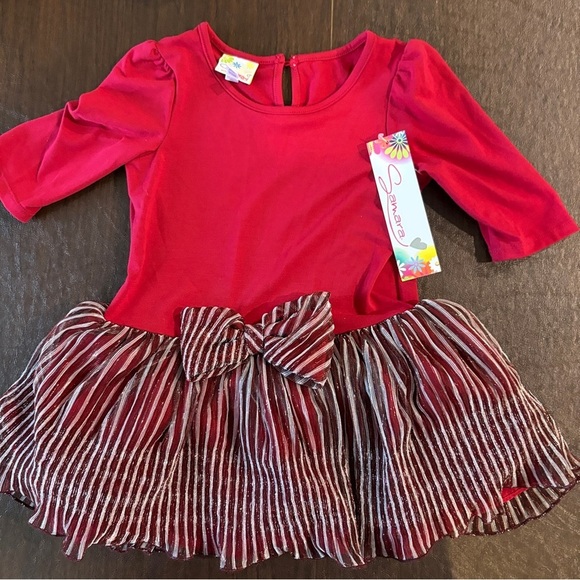 Elegant Red Kids Formal Dress Size 4 - Picture 1 of 6